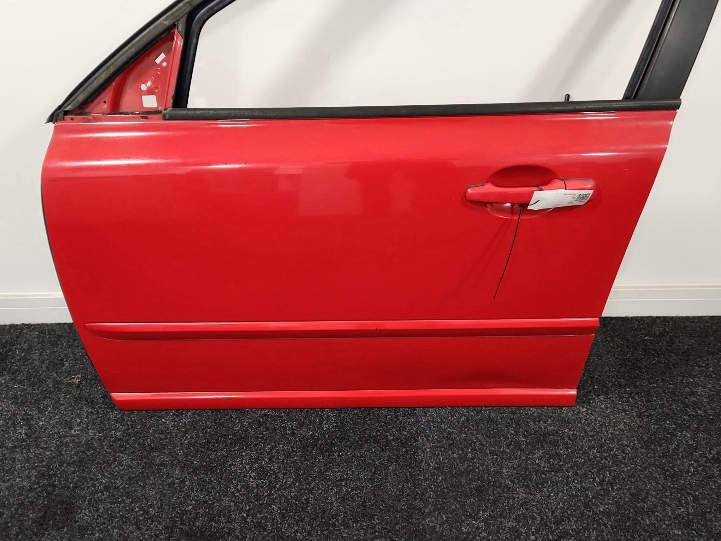 Volvo S40 MK2 (MS) Saloon Front Left N/S Passenger Complete Door in Passion Red