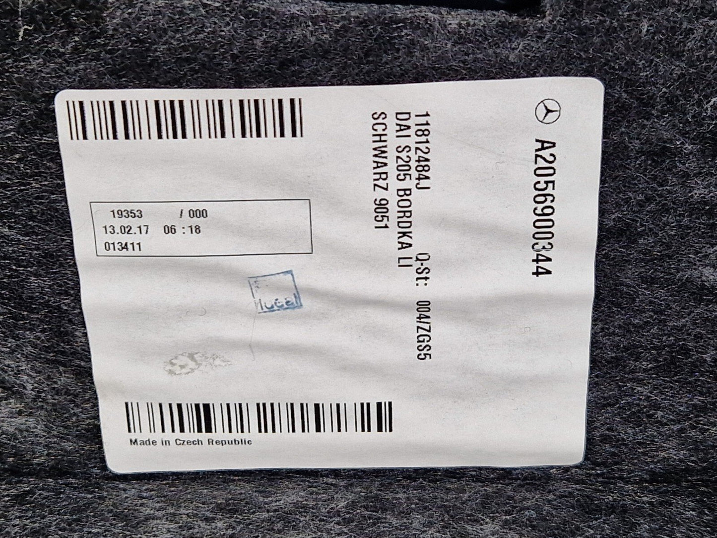14-21 MERCEDES BENZ C200d W205 LEFT BOOT TRIM PANEL COVER A2056900344