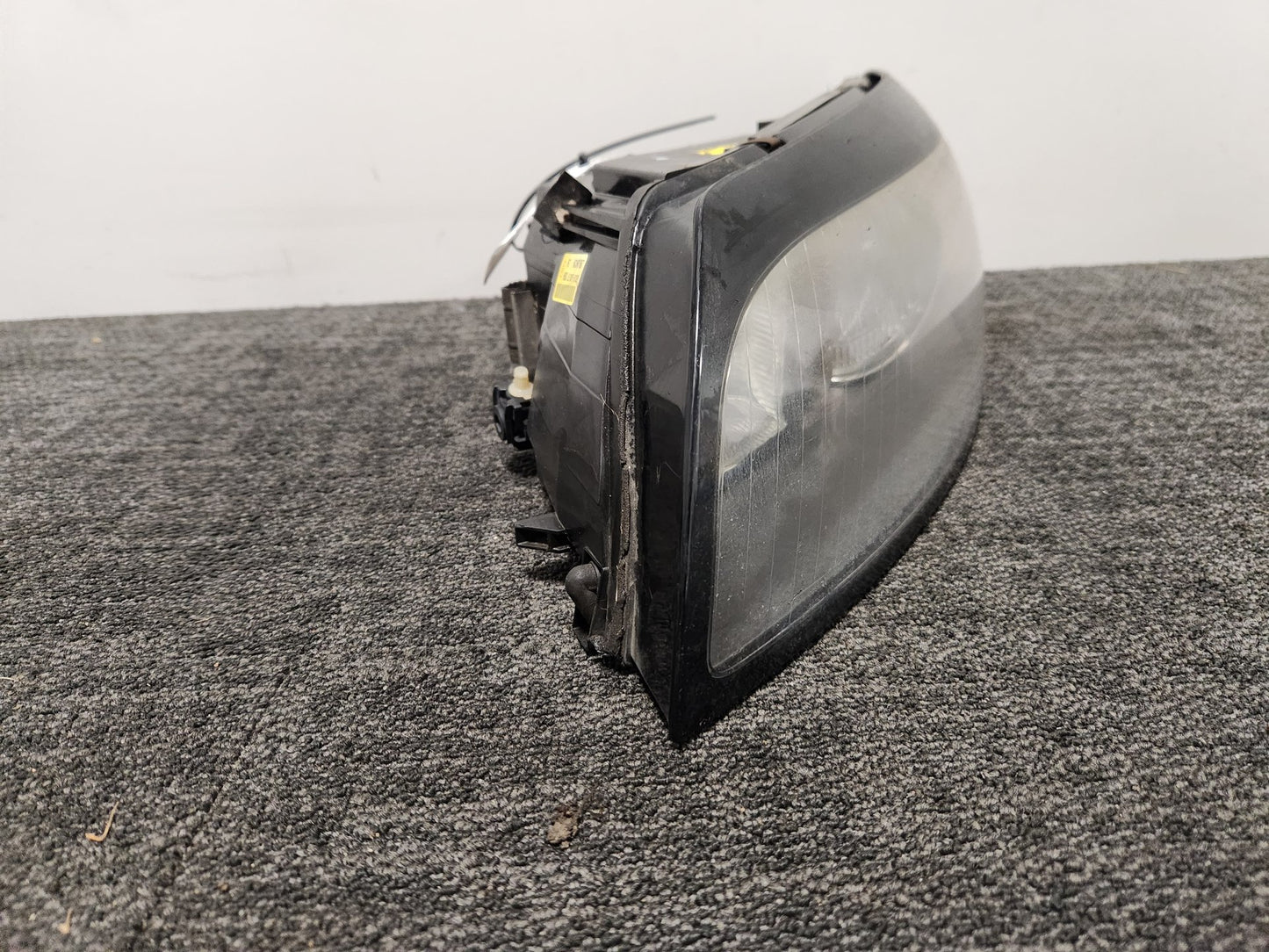 Volvo C30 MK1 (MK) Coupe Genuine Front Left N/S Passenger Headlight 30657174