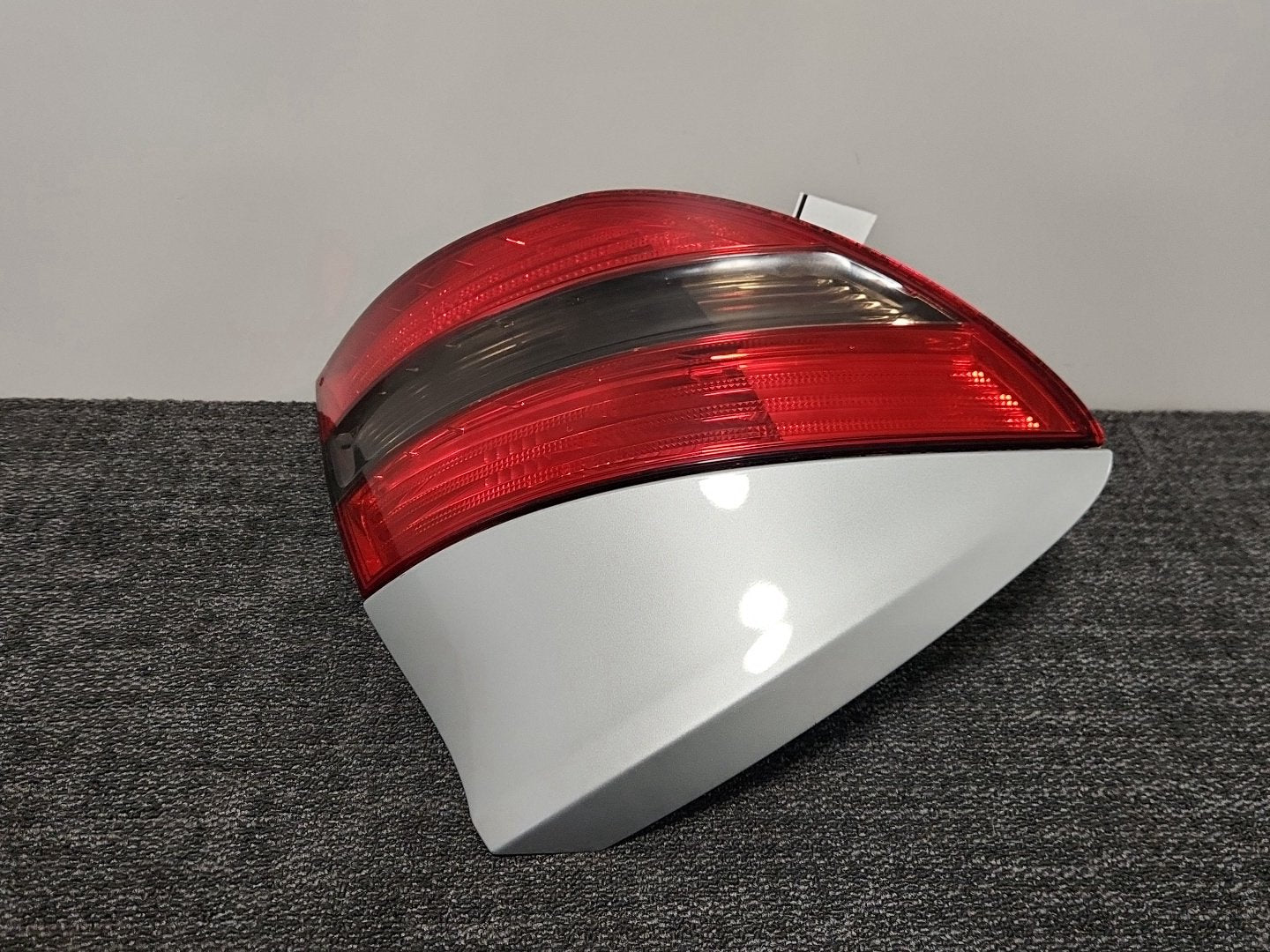 2008 Mercedes CLC180 CLC-Class W203 Genuine Rear Left Tail Light A2036209534