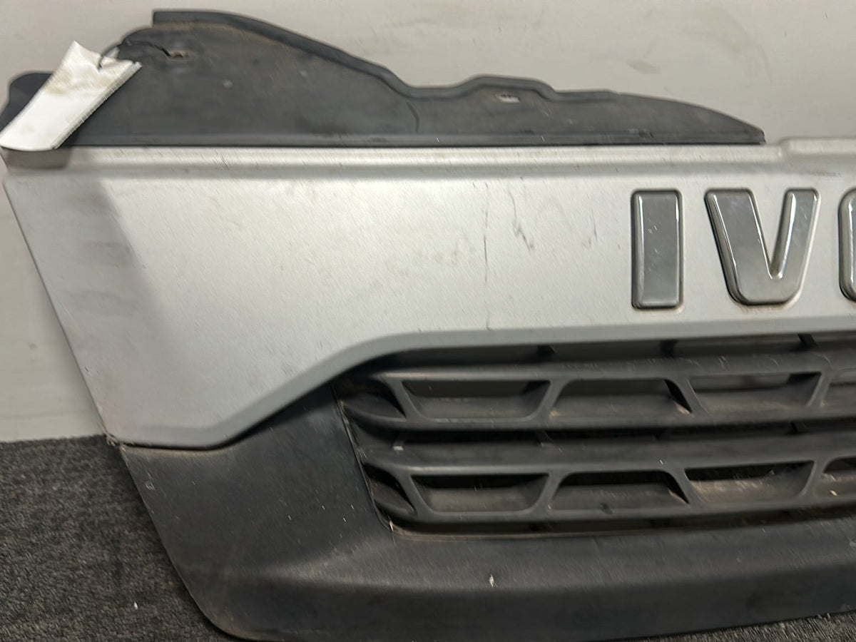 Iveco Daily MK5 Cab & Chassis Genuine Front Upper Grille 5801342732 5801342733