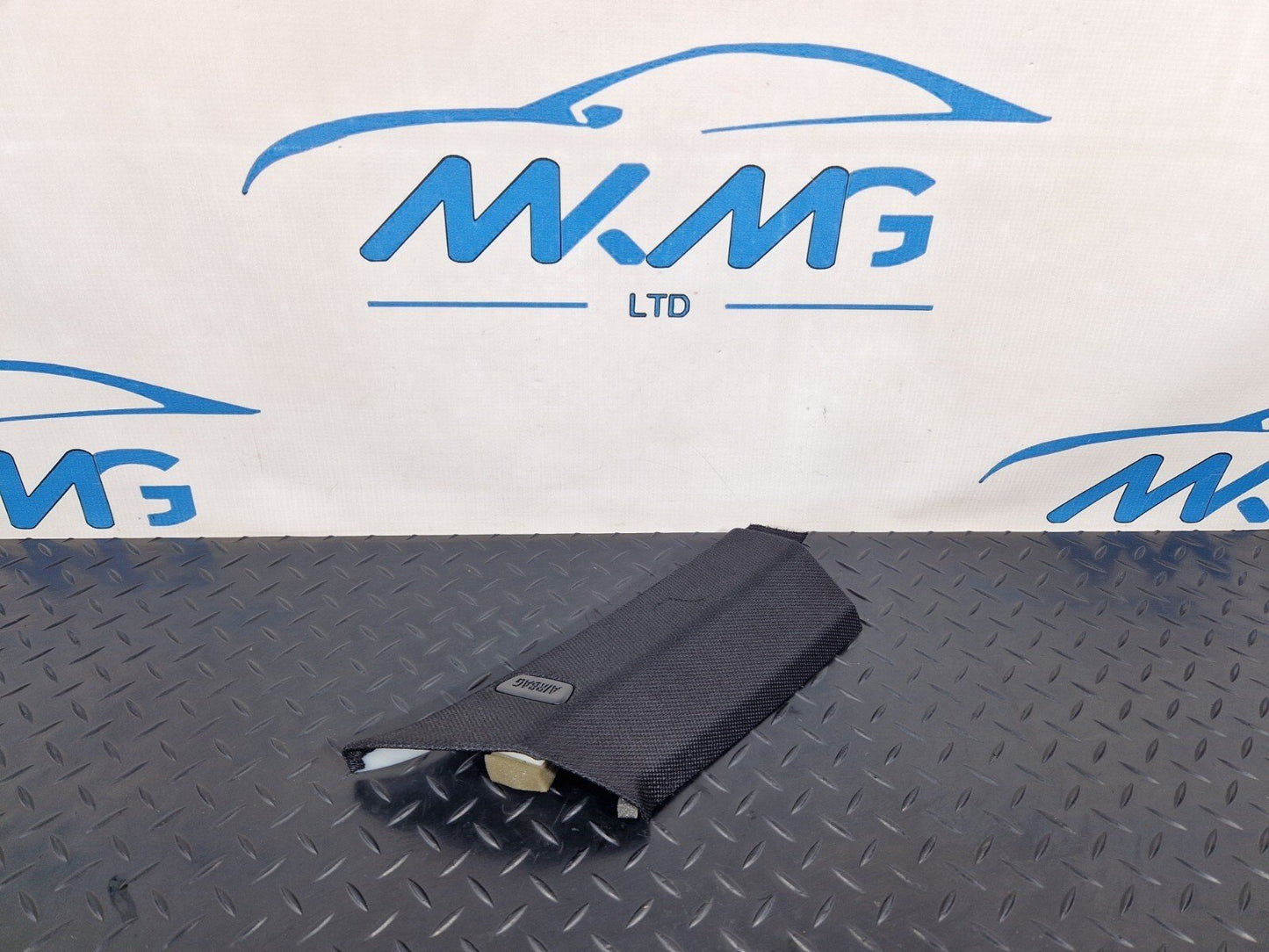 12-18 BMW 4 SERIES F36 LCI M-SPORT REAR LEFT SIDE UPPER C-PILLAR TRIM 8059305