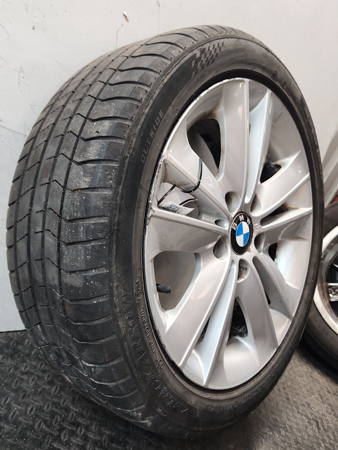 2009 BMW 116d E87 17" Alloy Wheel with Tyre 225/45/17 ~4mm 6775621