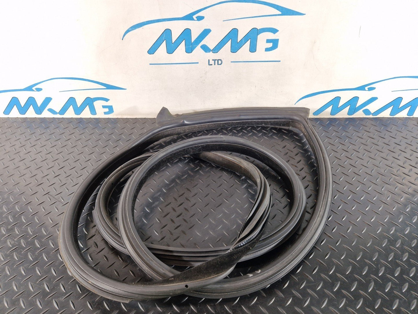 11-18 BMW 6 SERIES F13 GASKET SEAL RUBBER DOOR RIGHT DRIVER SIDE 7221326