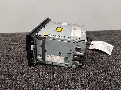 Audi A4 B7 Genuine Radio Stereo CD Player Head Unit 8E0035195AB