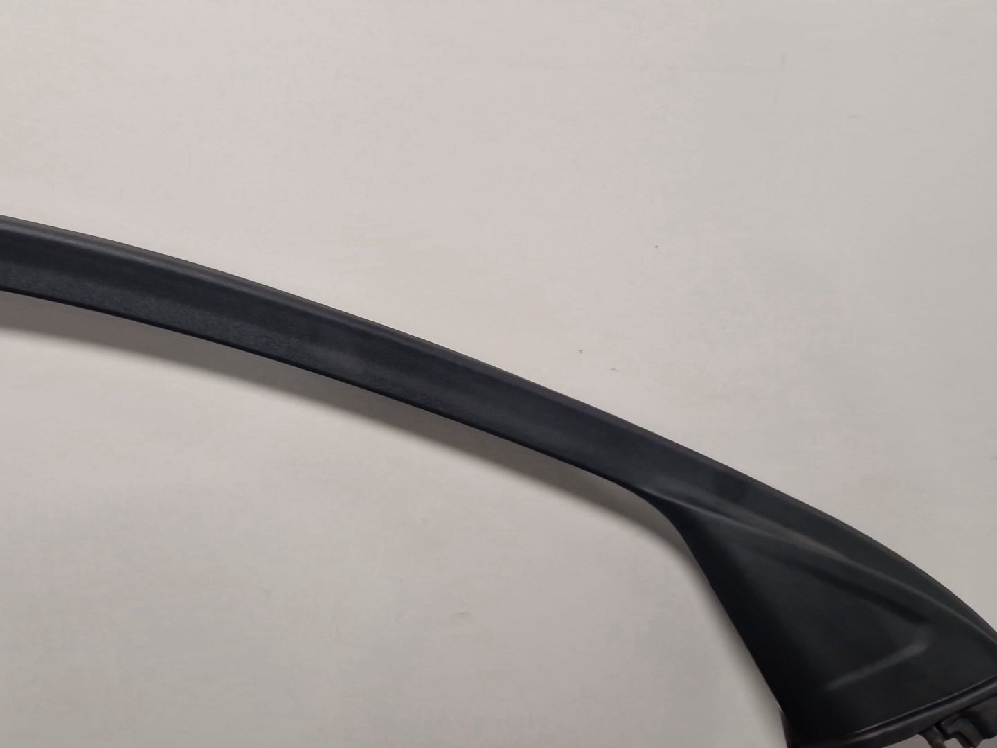 BMW 120i F40 Genuine Front Left N/S Window Frame Cover 7464799