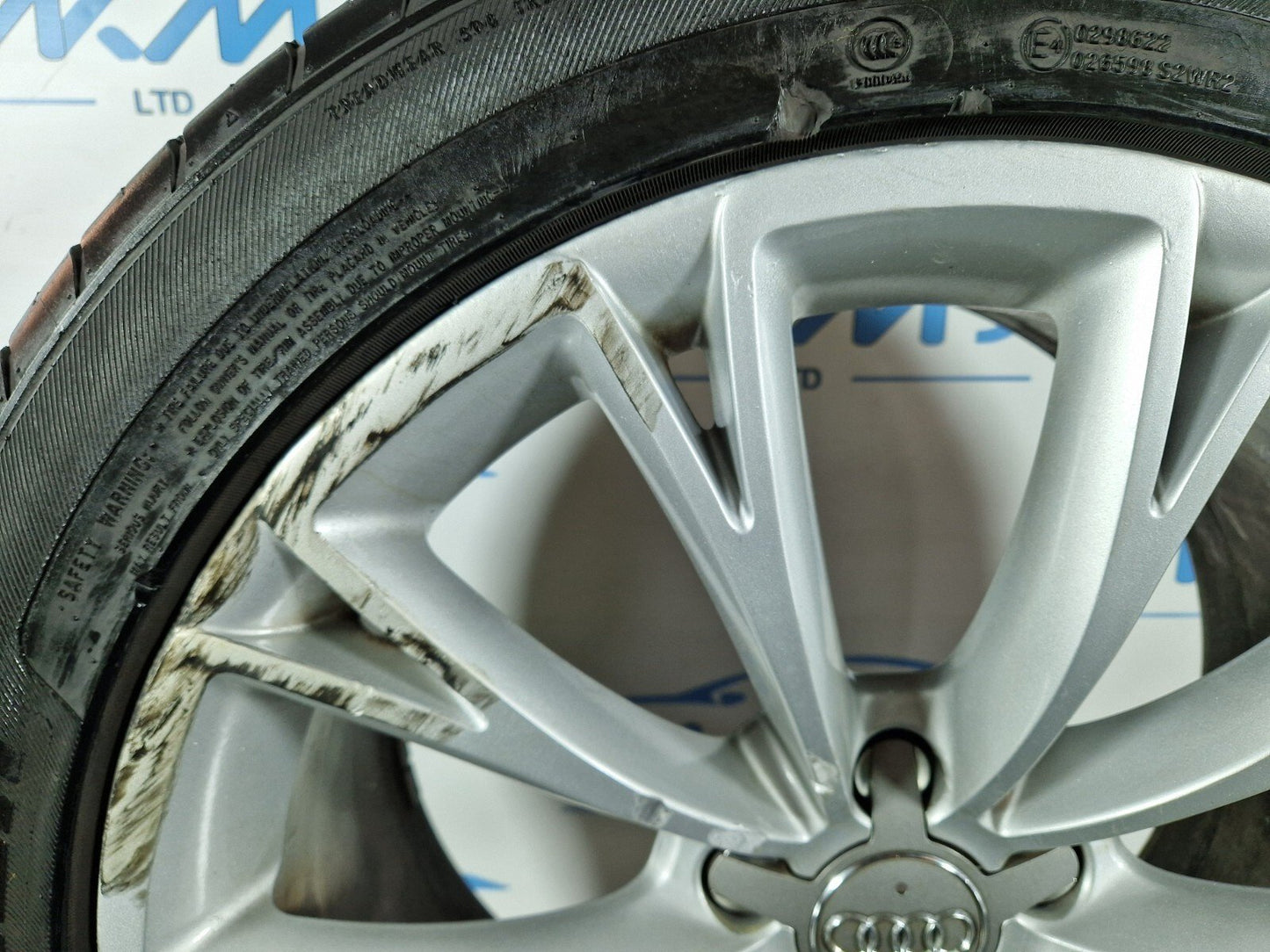 10-17 AUDI A8 4H GENUINE 19" ALLOY WHEEL 9J ET33 & TYRE 255 45 R19 4H0601025G