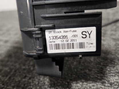 Vauxhall Meriva MK2 (B) (4470) MPV Genuine Battery Fuse Box 13354391