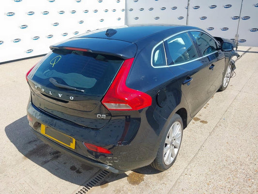 2014 Volvo V40 MK3 (525)