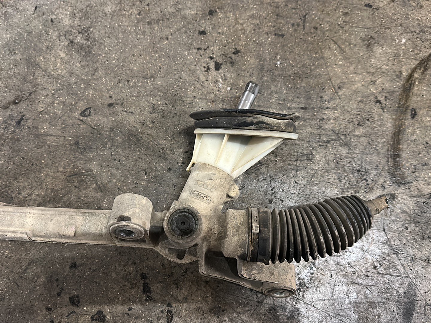 Ford Fiesta MK7 Hatchback 1.4 Petrol Genuine Power Steering Rack 8V51-3200-EE
