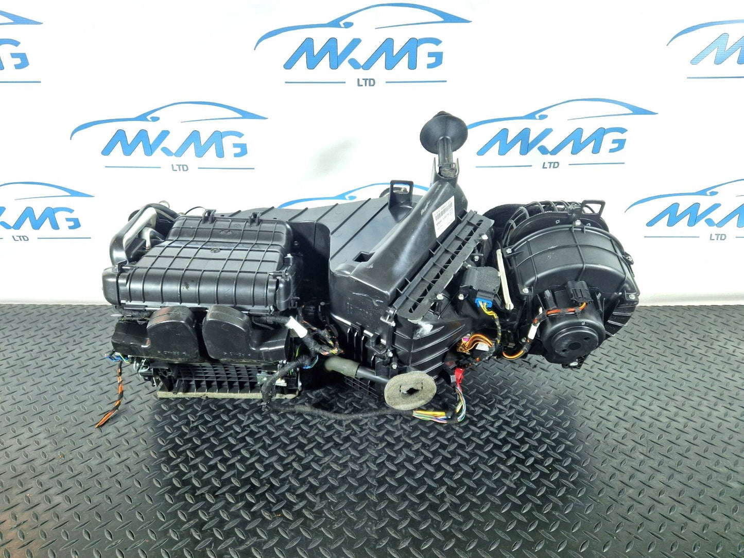 10-15 AUDI Q7 4L GENUINE HEATER MATRIX RADIATOR CORE 4L2820003AA