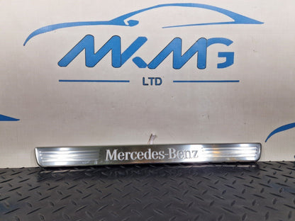 19-ON MERCEDES BENZ CLA C118 GENUINE FRONT DOOR SILL COVER TRIM A1186804800