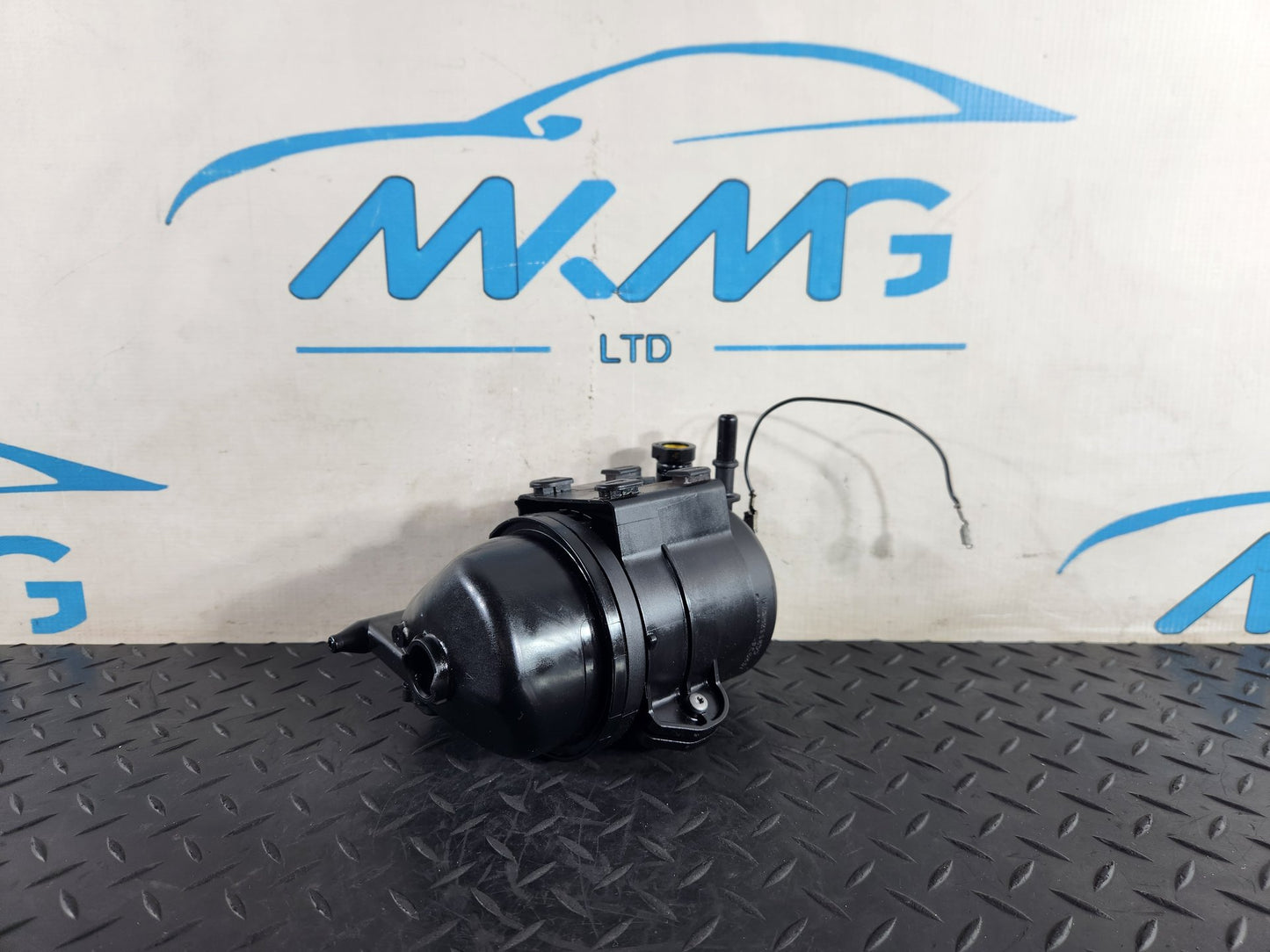 Land Rover Range Rover Evoque L551 SUV Genuine Diesel Fuel Filter Housing