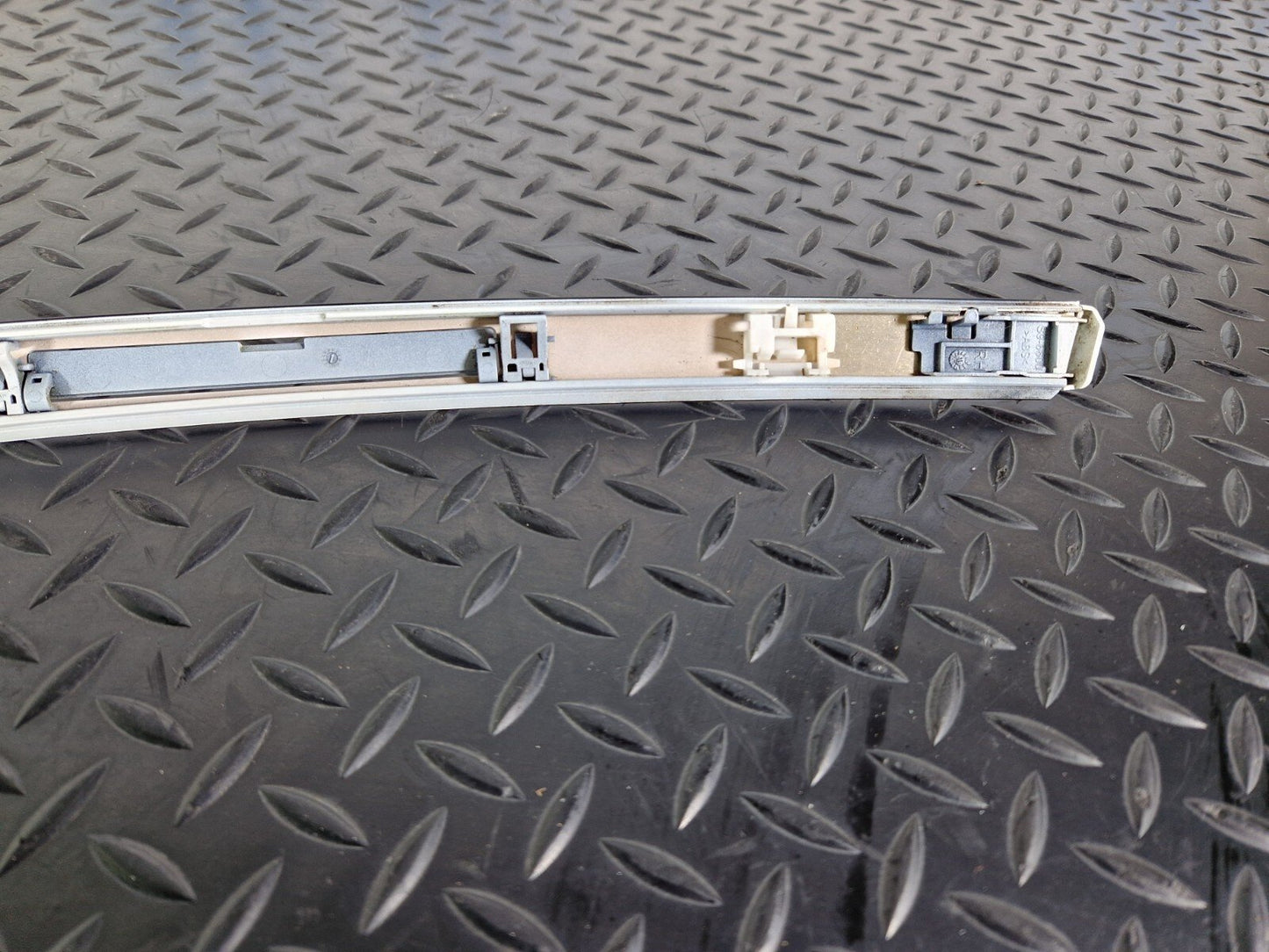 14-16 BMW 2 SERIES F22 RIGHT DRIVER SIDE ROOF RAIL MOULDING TRIM 7307736 7346306