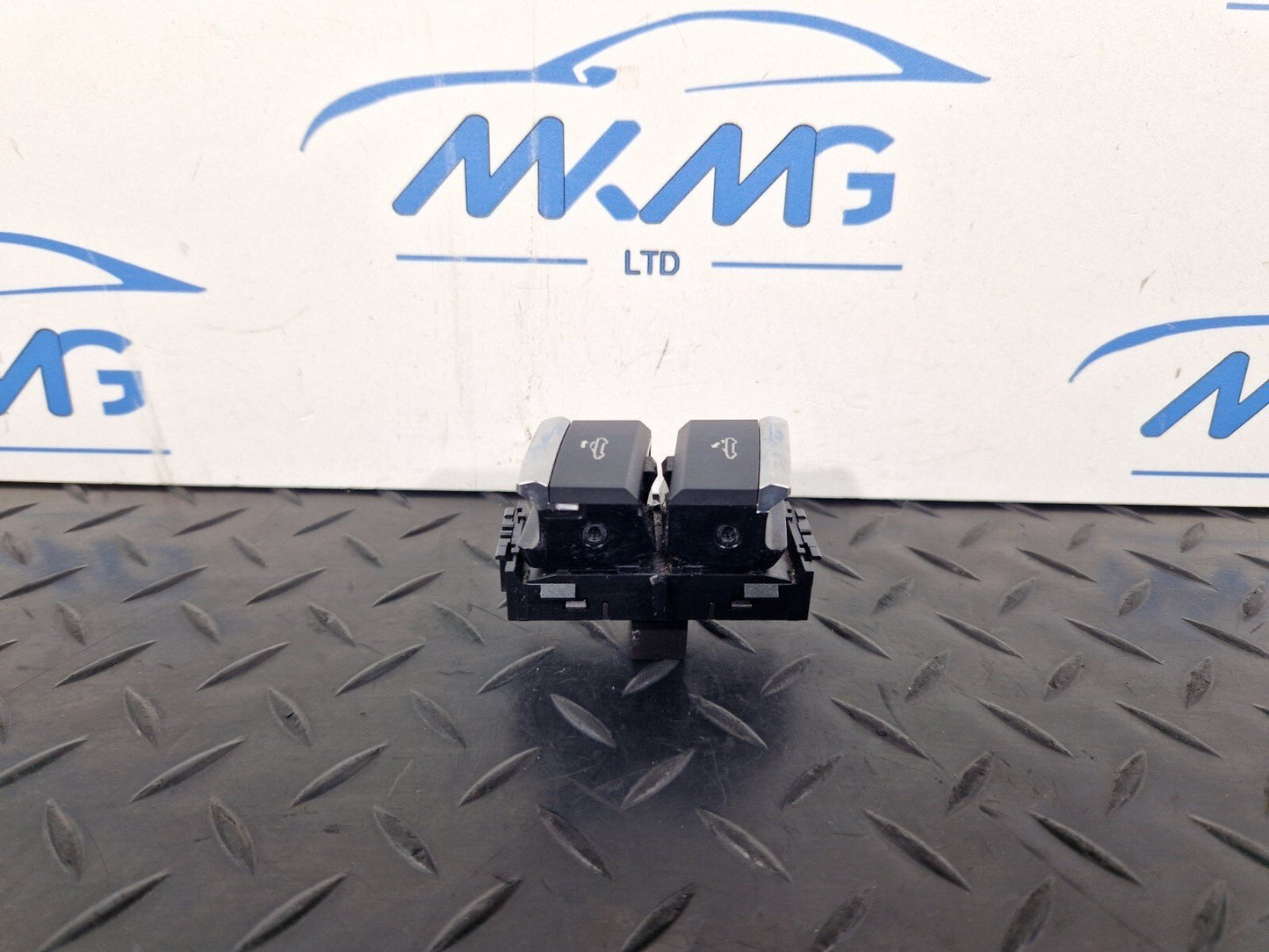 16-24 AUDI A5 F5 GENUINE CONVERTIBLE ROOF SWITCH BUTTON 8W7959727A