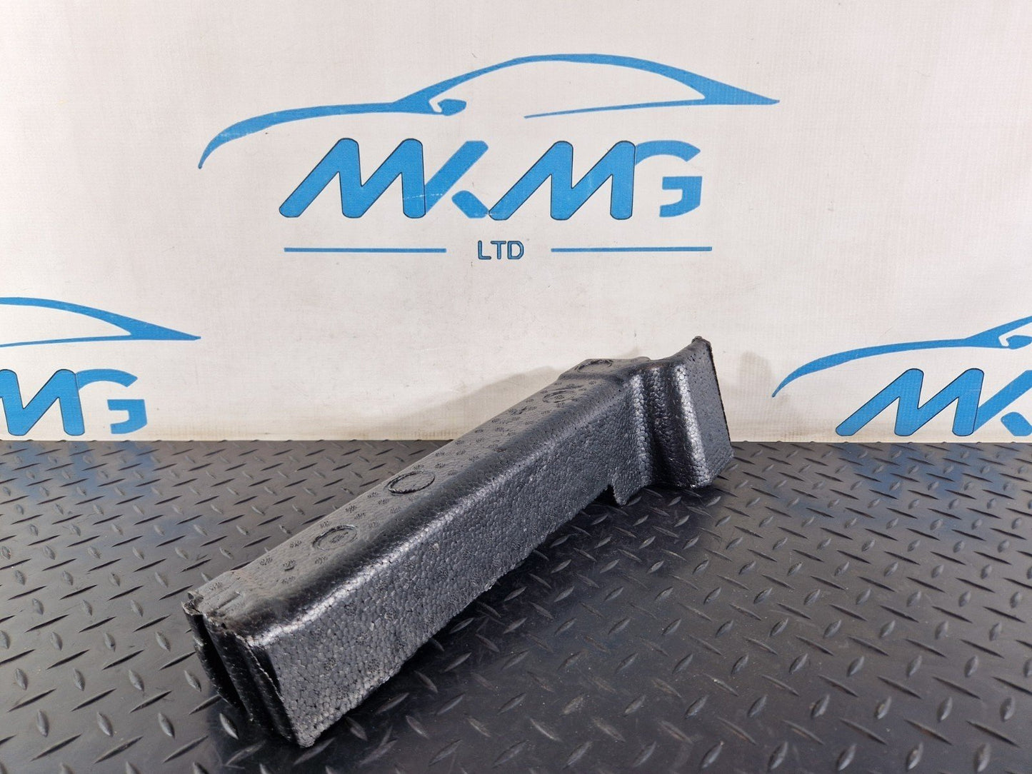 11-19 MERCEDES BENZ ML W166 REAR RIGHT O/S FLOOR BRACING A1666841037