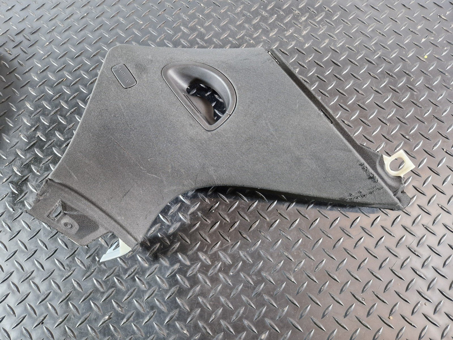 10-15 AUDI Q7 4L GENUINE REAR LEFT PILLAR TRIM 4L0867245