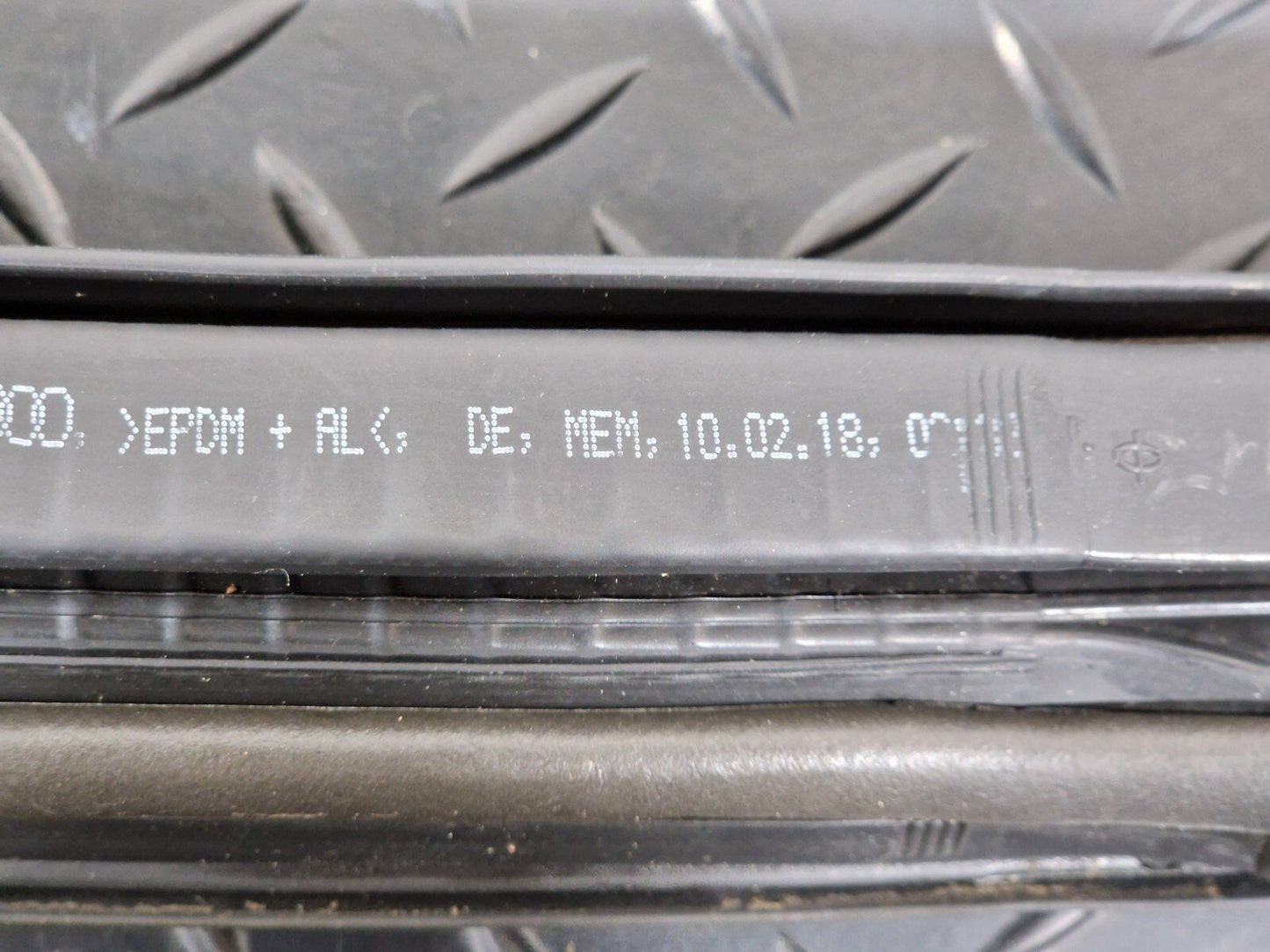 16-24 AUDI A5 F5 GENUINE INNER DOOR SEAL 8W7831721B