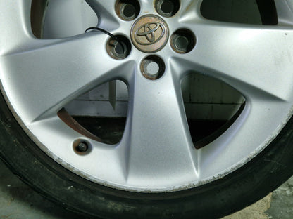 Toyota Prius MK3 (ZVW30) 17" Alloy Wheel with Tyre 215/45/17 ~3mm