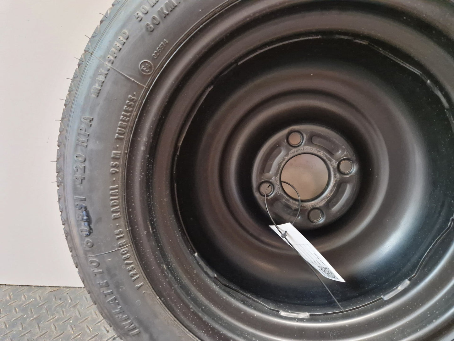 Ford Fiesta MK7 Hatchback 15" Spare Wheel with Tyre 125/80/15 ~4mm
