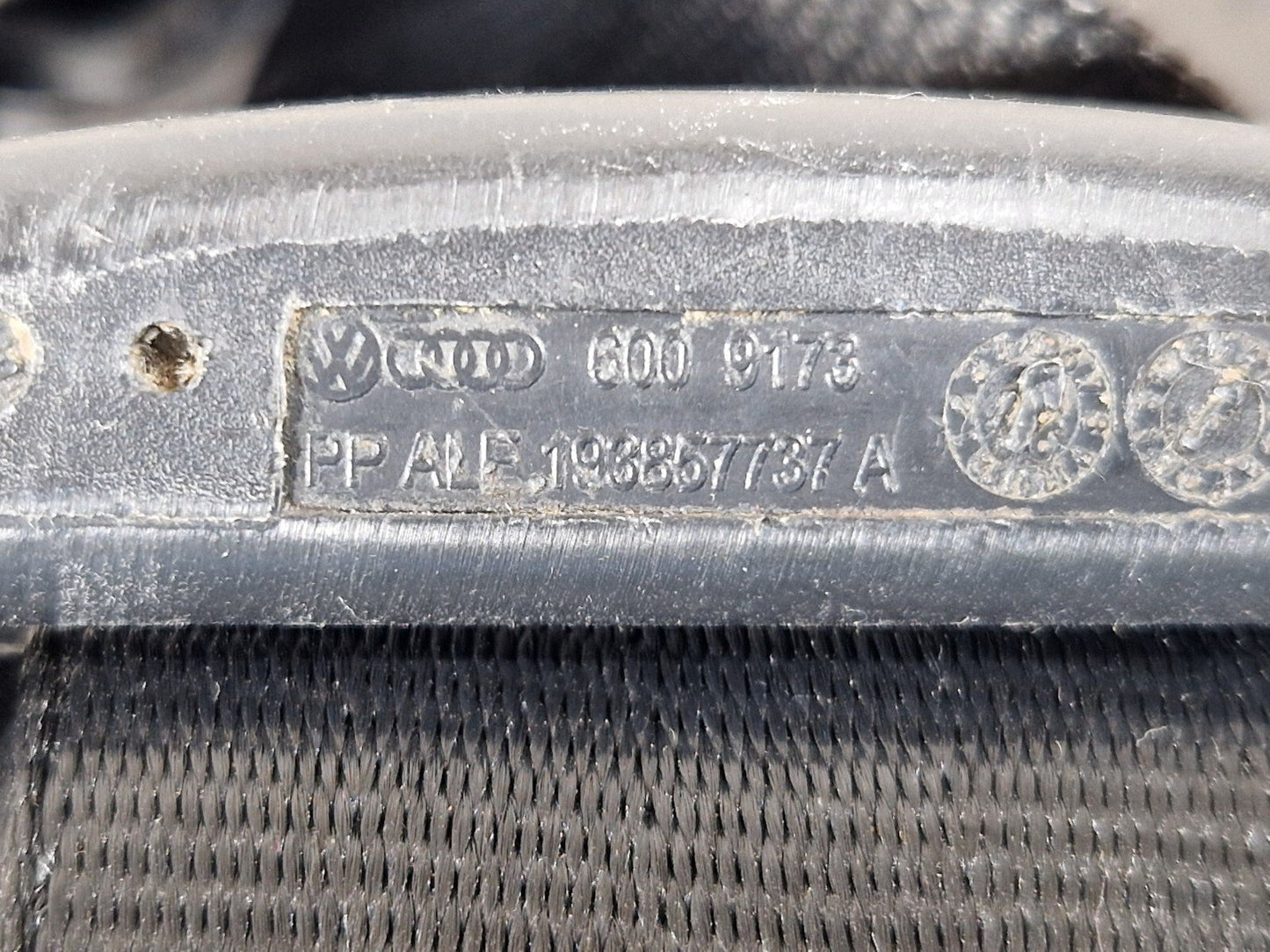 12-17 AUDI Q5 S-LINE GENUINE OEM REAR RIGHT SEATBELT 8R1857706N