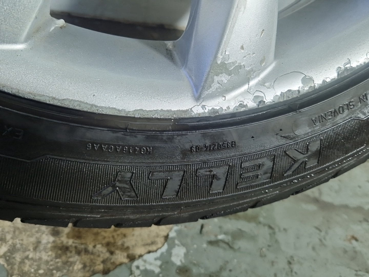 Alfa Romeo Giulietta MK3 17" Alloy Wheel with Tyre ~5mm 225/45/17 156093270