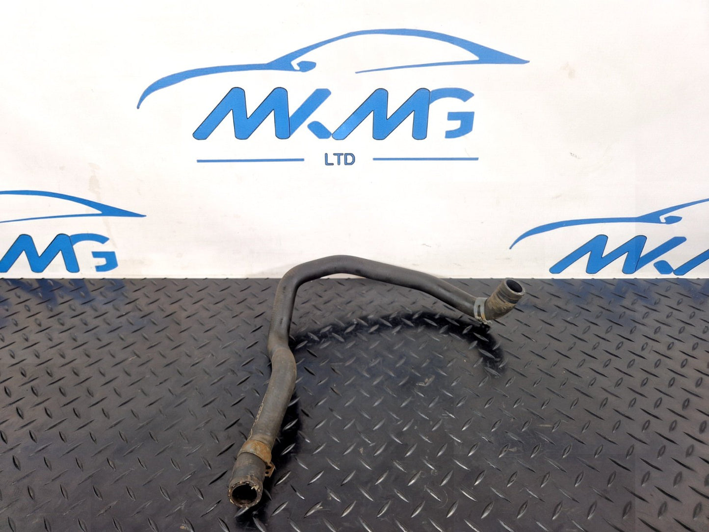16-19 AUDI A4 B9 GENUINE WATER COOLANT PIPE HOSE 8W0145920D