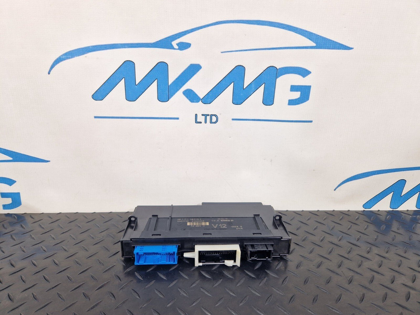 11-18 BMW 6 SERIES F06 RHD Comfort Control Unit 9299946