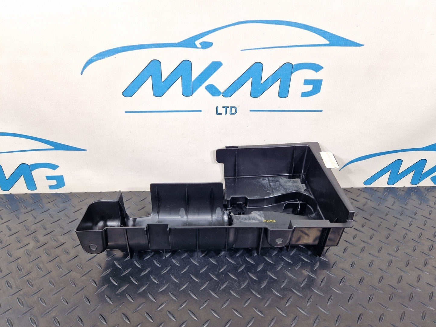 14-21 MERCEDES BENZ W205 GENUINE OEM TRUNK BOOT TOOL STORAGE TRAY A2058990014