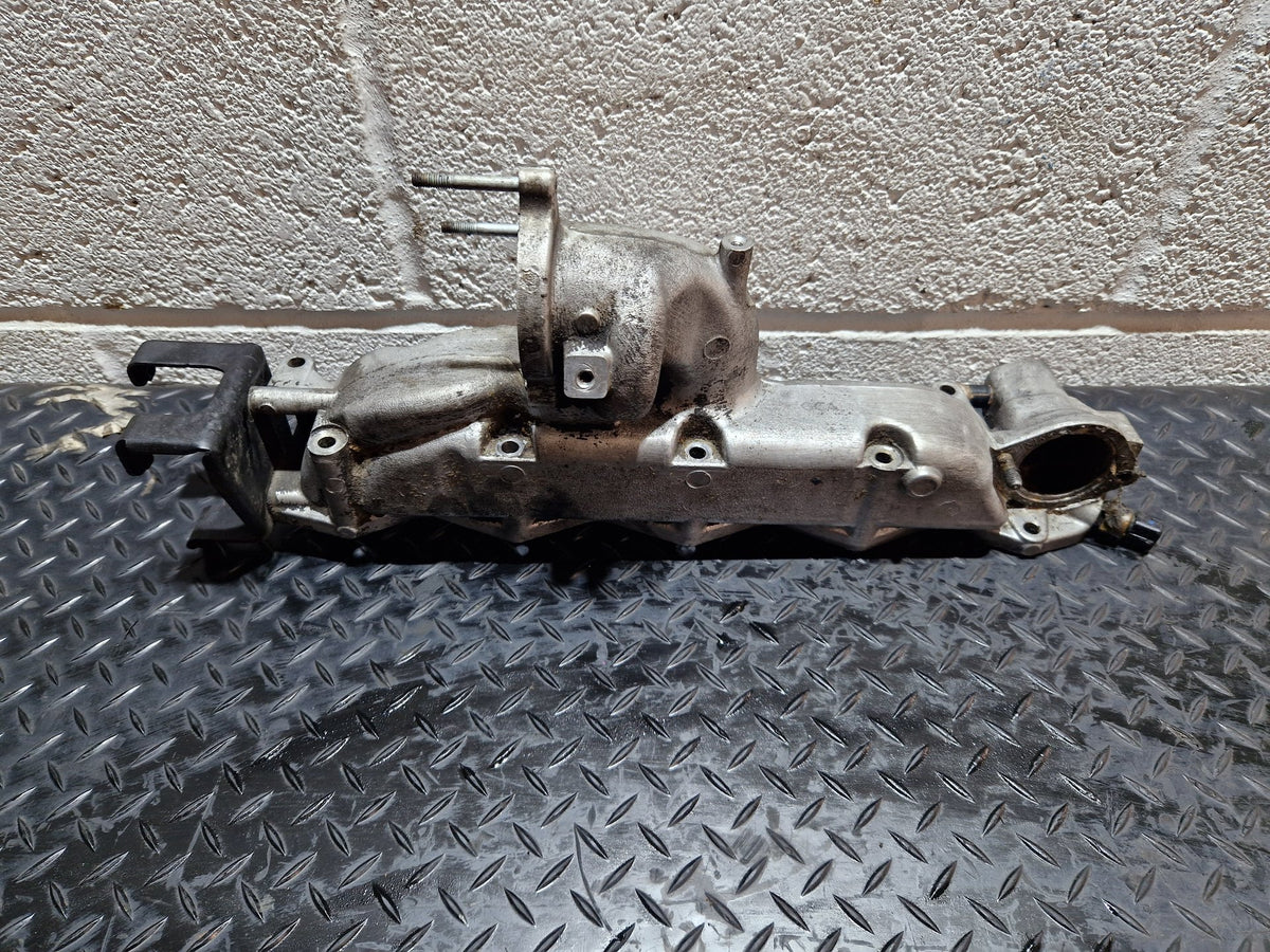 Kia Carens MK2 (UN) Genuine 2L Diesel D4EA Inlet Manifold