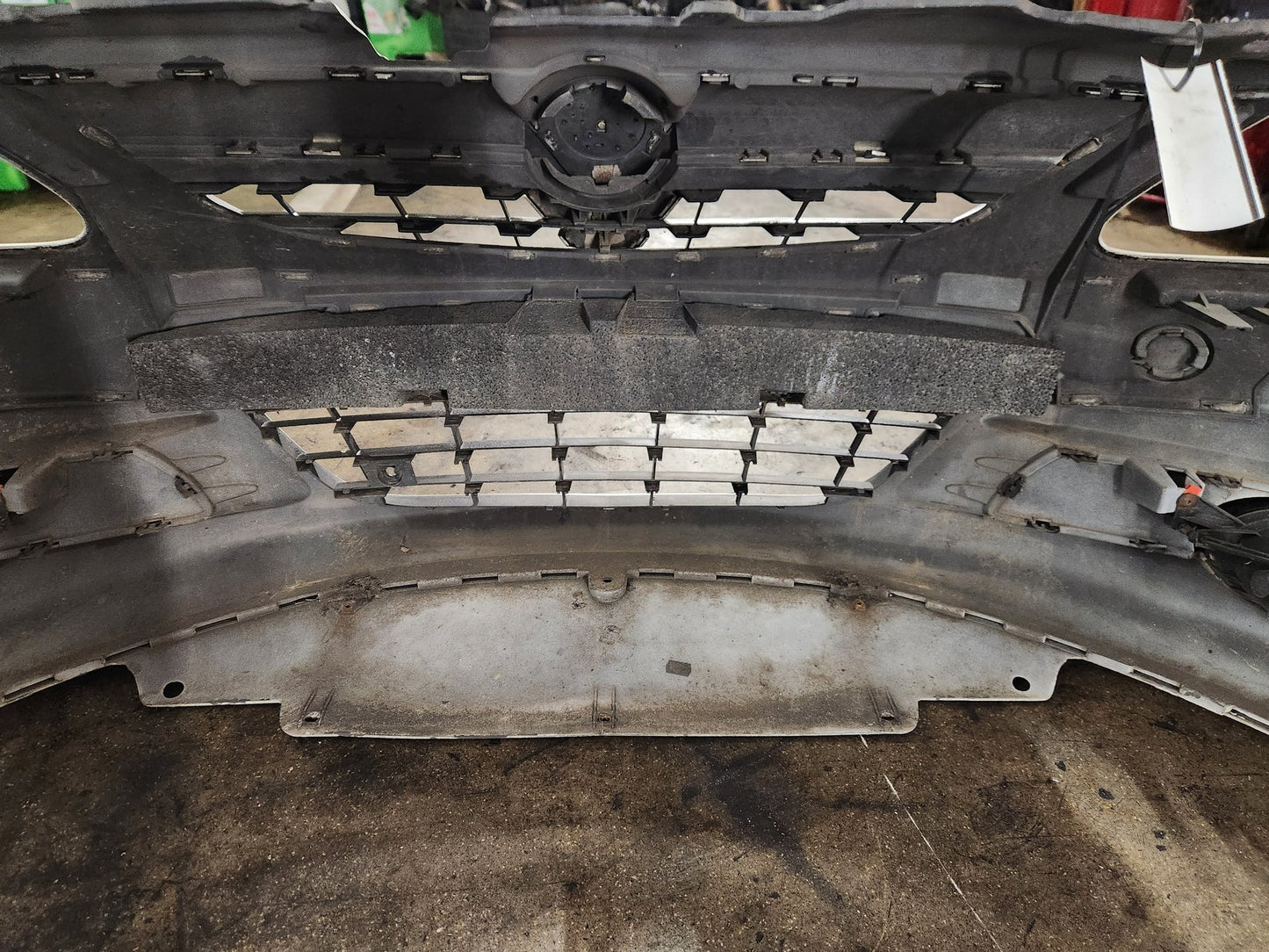 Vauxhall Corsa MK3 (D) (4400) Hatchback Complete Front Bumper in White GFO