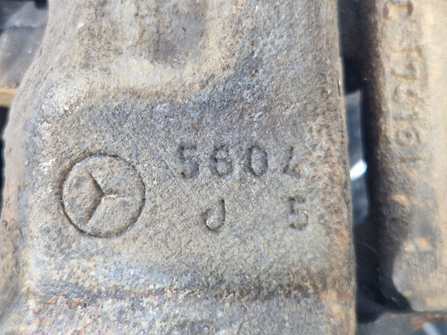 12-18 MERCEDES BENZ W176 LCI AMG LINE BRAKE CALIPER FRONT RIGHT DRIVER SIDE