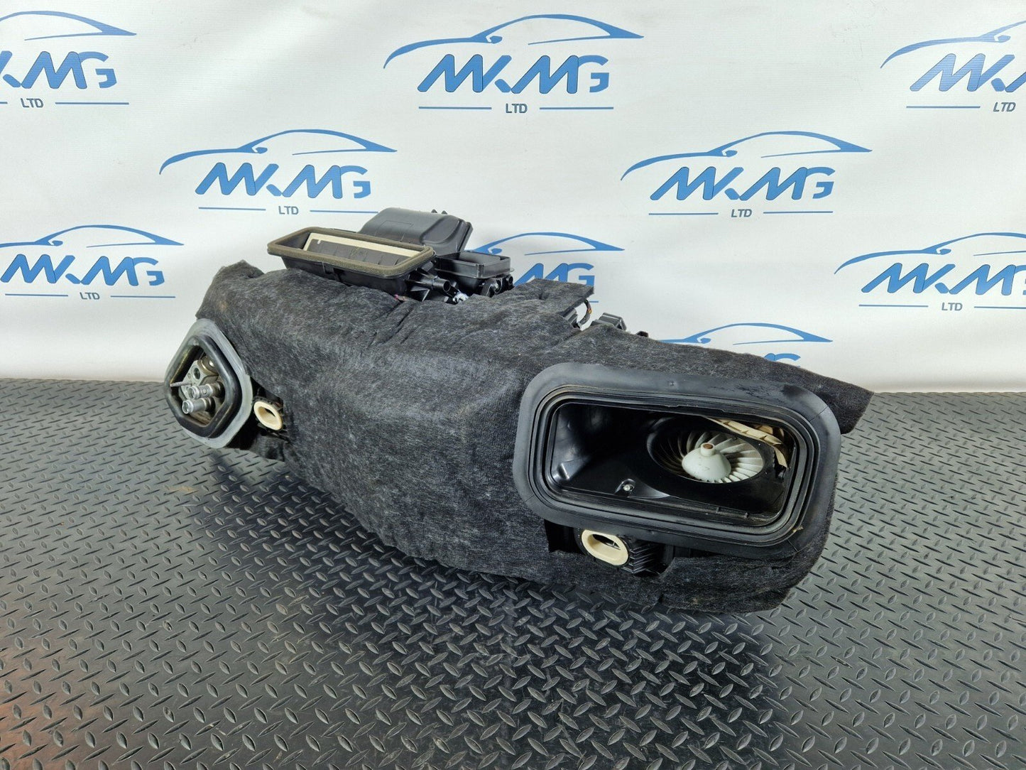 14-21 MERCEDES BENZ C220d W205 INTERIOR HEATER MATRIX CORE & A/C CONTROL MODULE