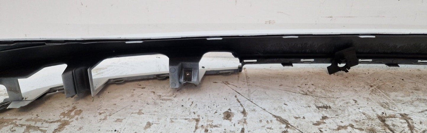 16-20 AUDI Q7 4M OEM REAR BUMPER COVER UPPER SECTION IN WHITE 0Q / C9A 4M0807511