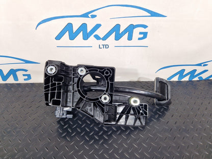 19-ON MERCEDES BENZ CLA C118 GENUINE BRAKE PEDAL ASSEMBLY A2472903800