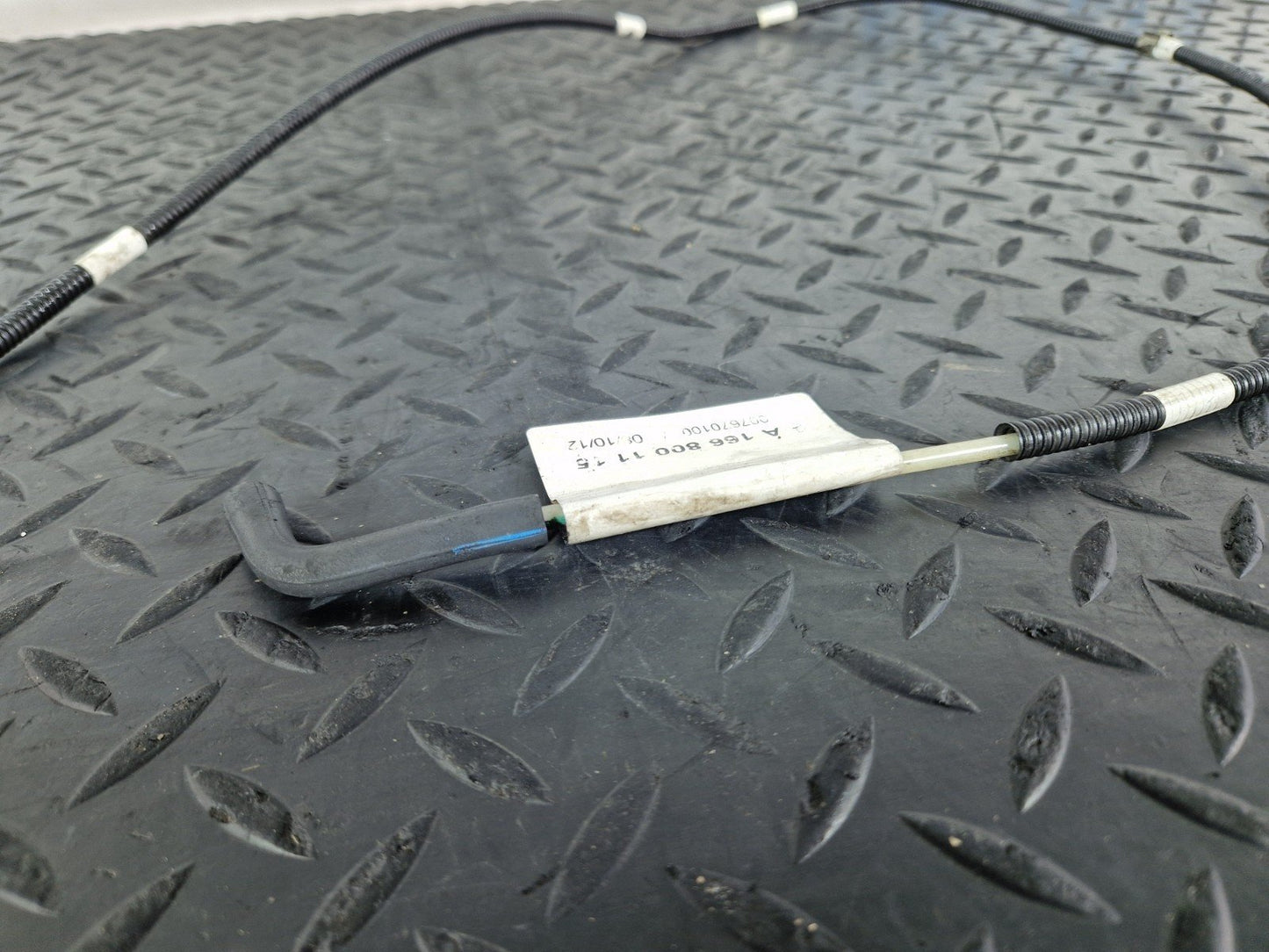 11-19 MERCEDES BENZ ML W166 DIESEL VACUUM PUMP PIPE LINE HOSE A1668001115