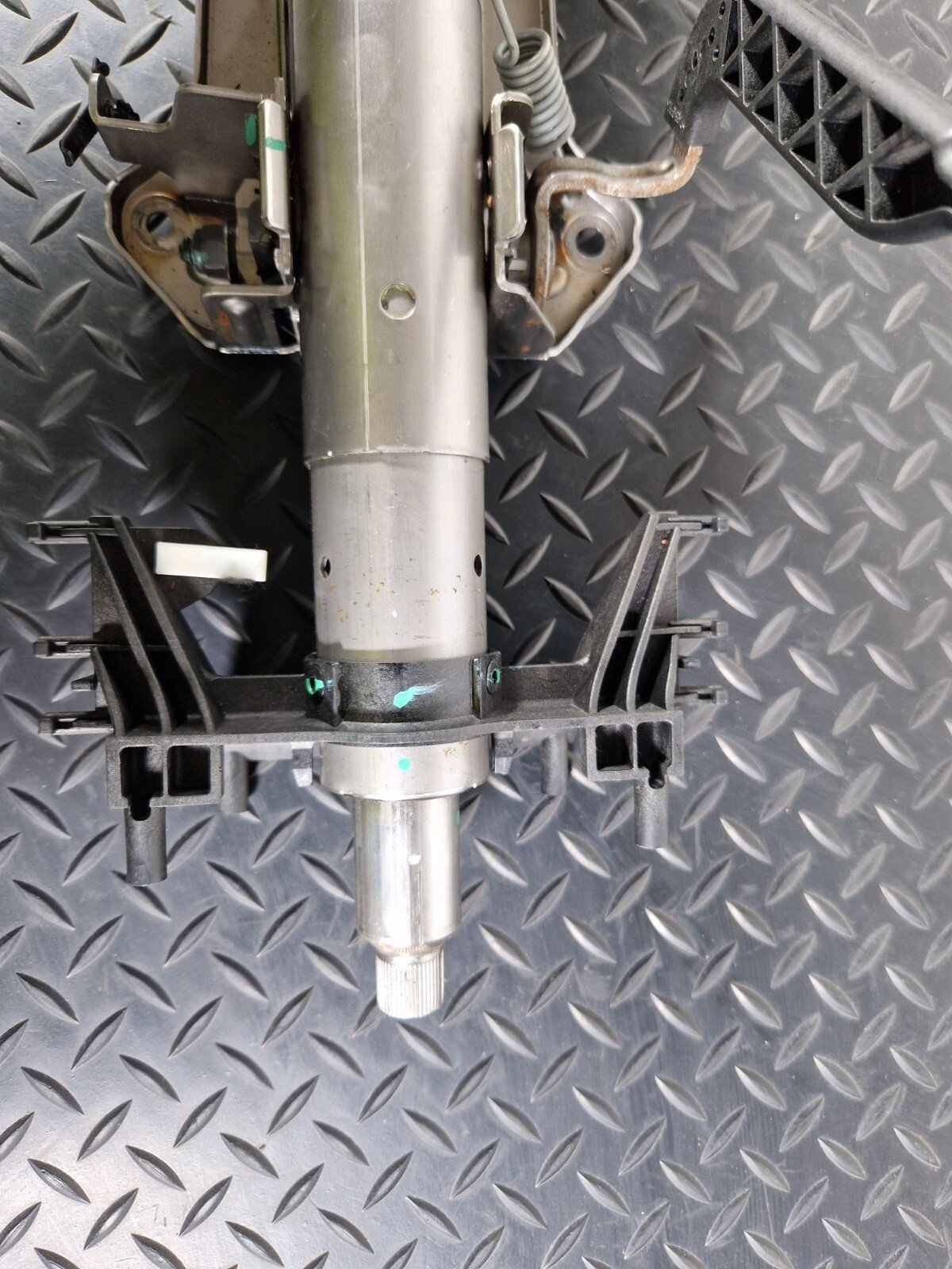 BMW Unknown Part Type 6864826