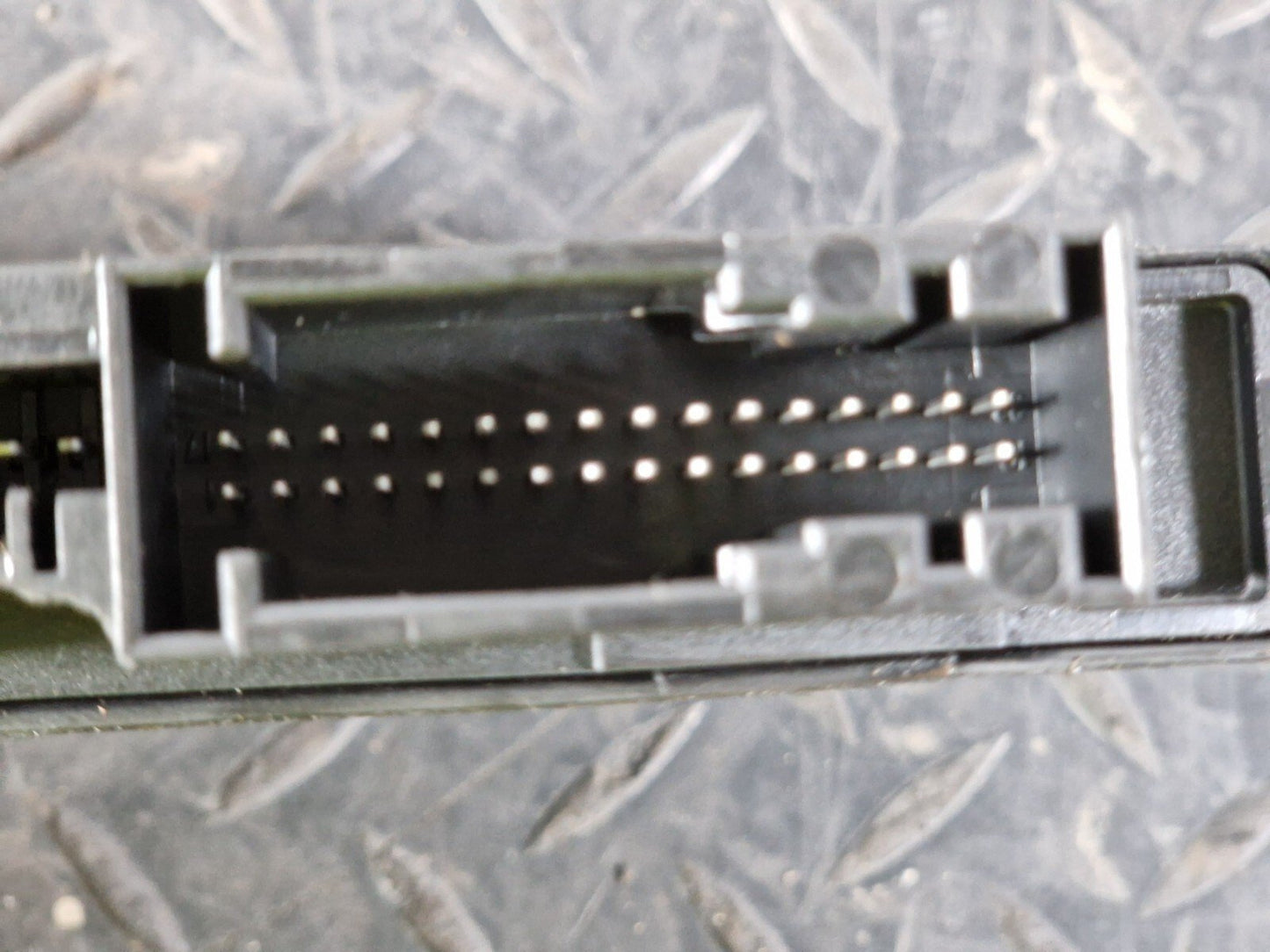 19-ON MERCEDES BENZ CLA C118 1.3 AUTO GENUINE GEARBOX CONTROL UNIT A2139006227