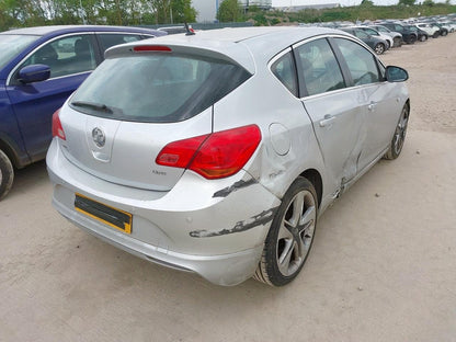 2014 Vauxhall Astra MK6 (J) (A3400)