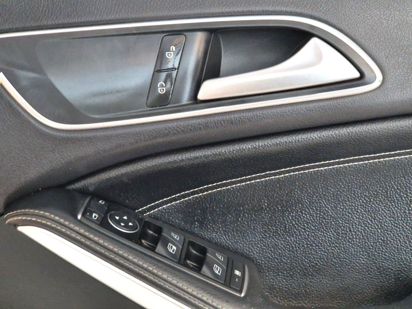 13-19 MERCEDES BENZ CLA C117 AMG OEM FRONT RIGHT DOOR CARD PANEL A1175401205