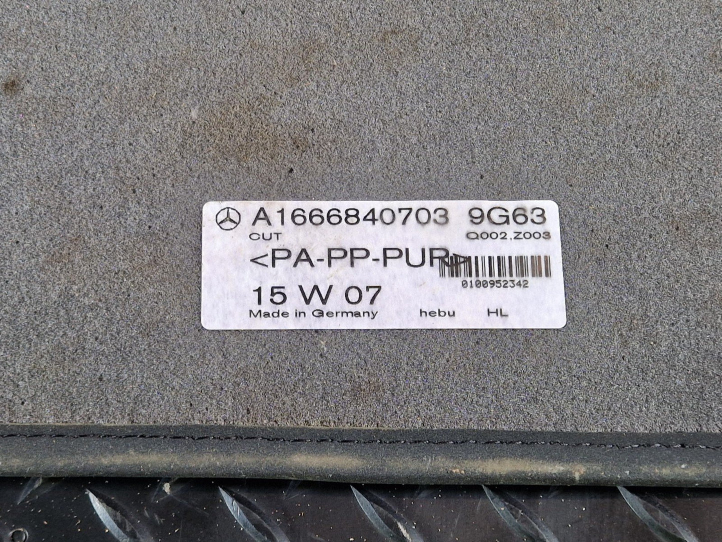 11-19 MERCEDES BENZ ML W166 GENUINE FLOOT MAT SET x4 A1666800648 A1666840803