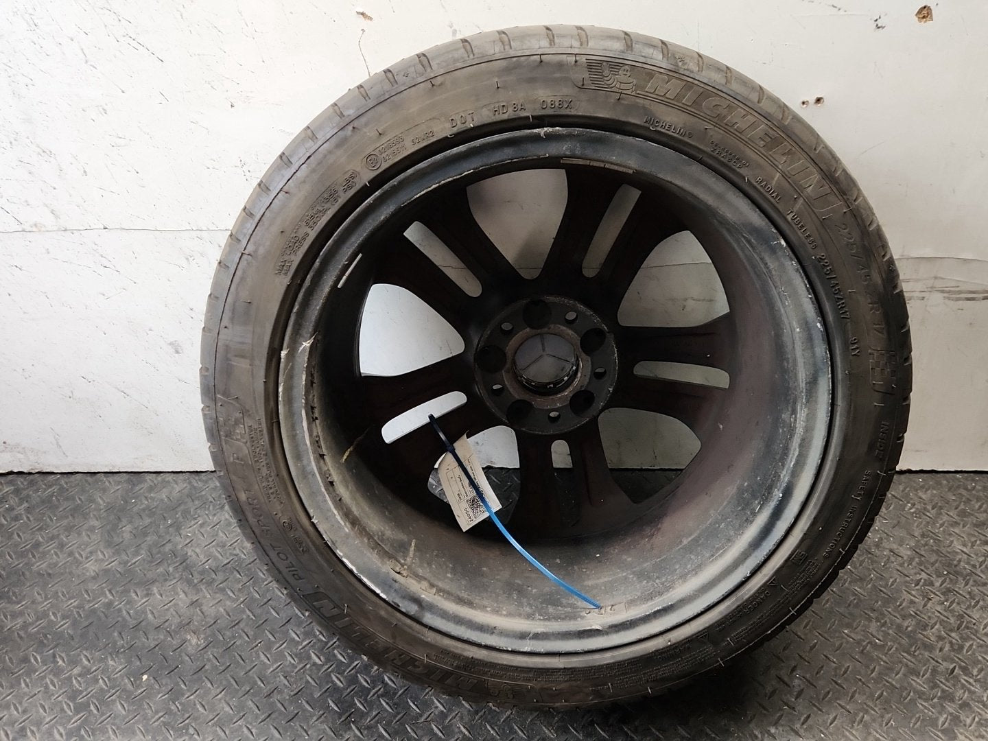 Mercedes CLC-Class W203 17" Alloy Wheel with Tyre 225/45/17 ~2mm A2034015302