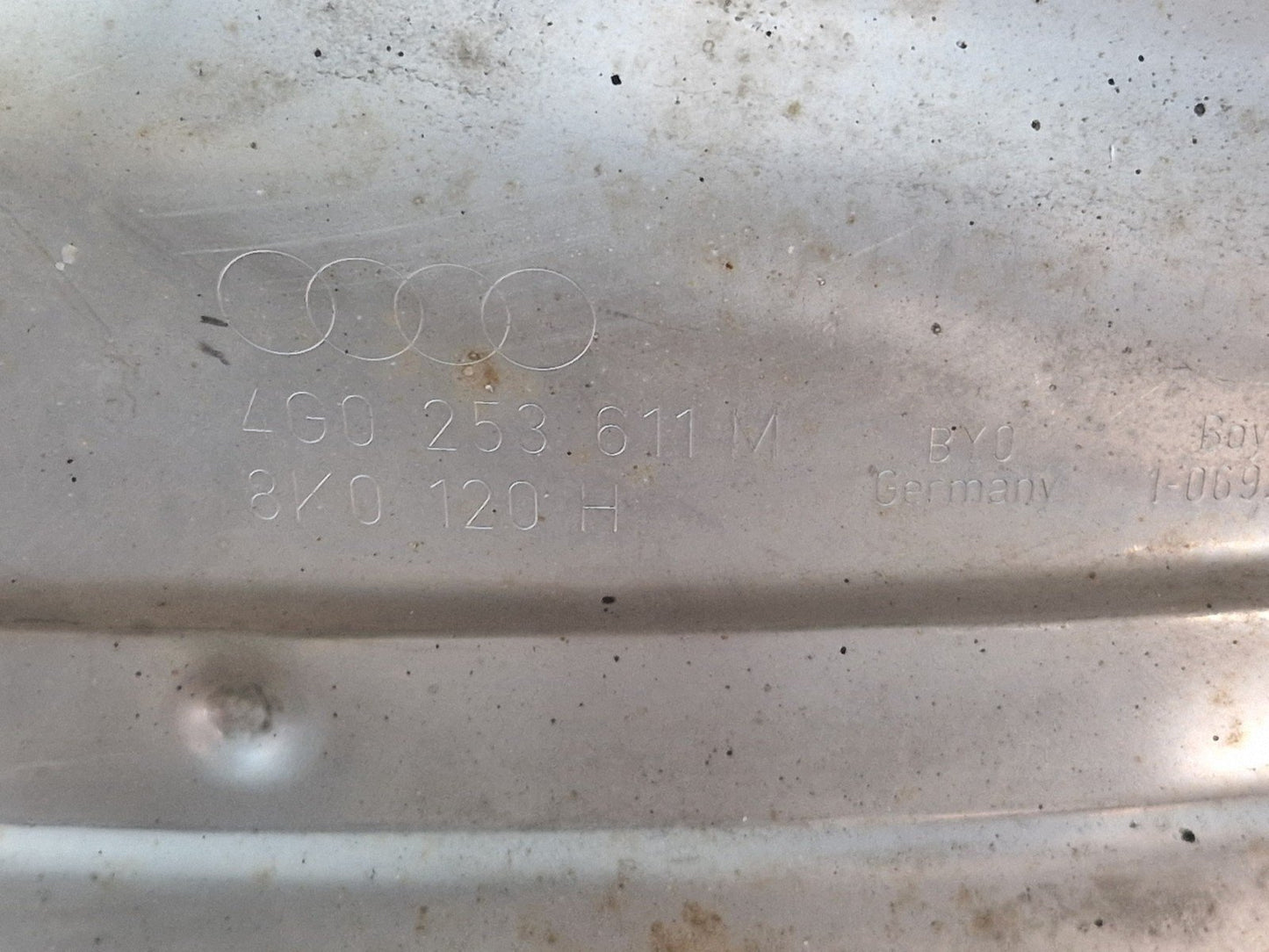 12-18 AUDI A6 C7 2.0TDI CNHA ENGINE EXHAUST PIPE 4G0253611M 4G0253612M