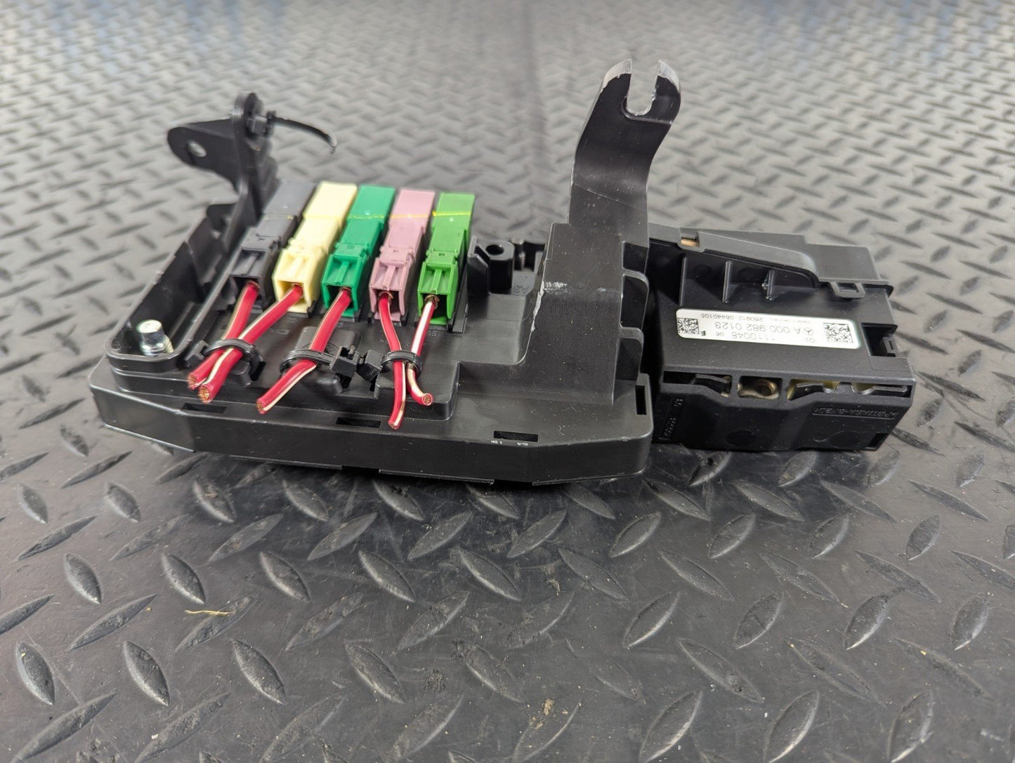 11-19 MERCEDES BENZ ML W166 GENUINE START STOP RELAY MODULE A0009820123