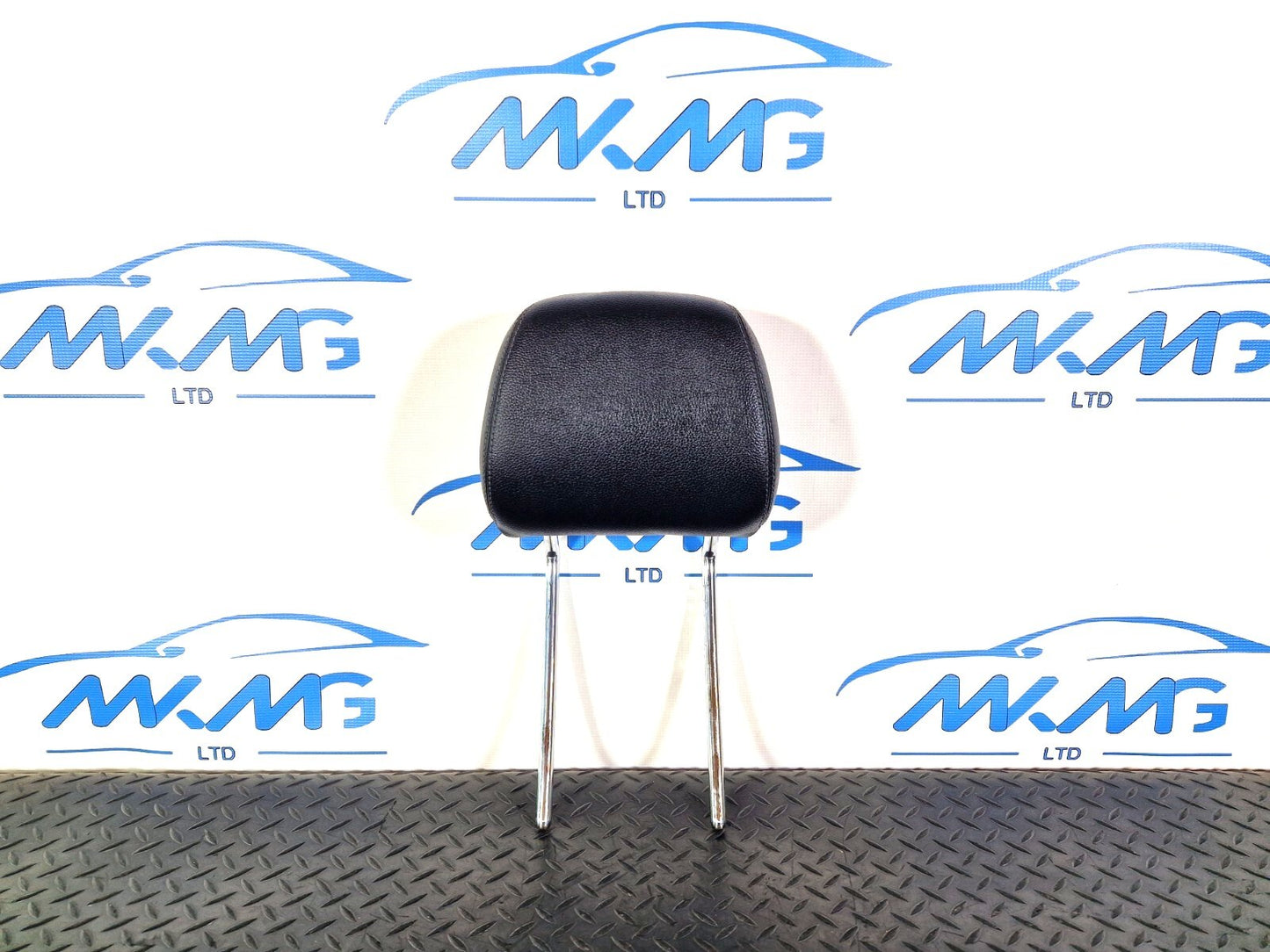 14-19 MERCEDES BENZ GLA X156 GENUINE FRONT SEAT HEADREST FITS LEFT & RIGHT