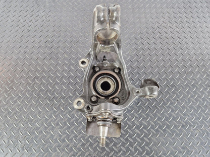 18-ON MERCEDES BENZ SPRINTER W910 2.2 CDI OEM FRONT RIGHT WHEEL HUB A9103320100
