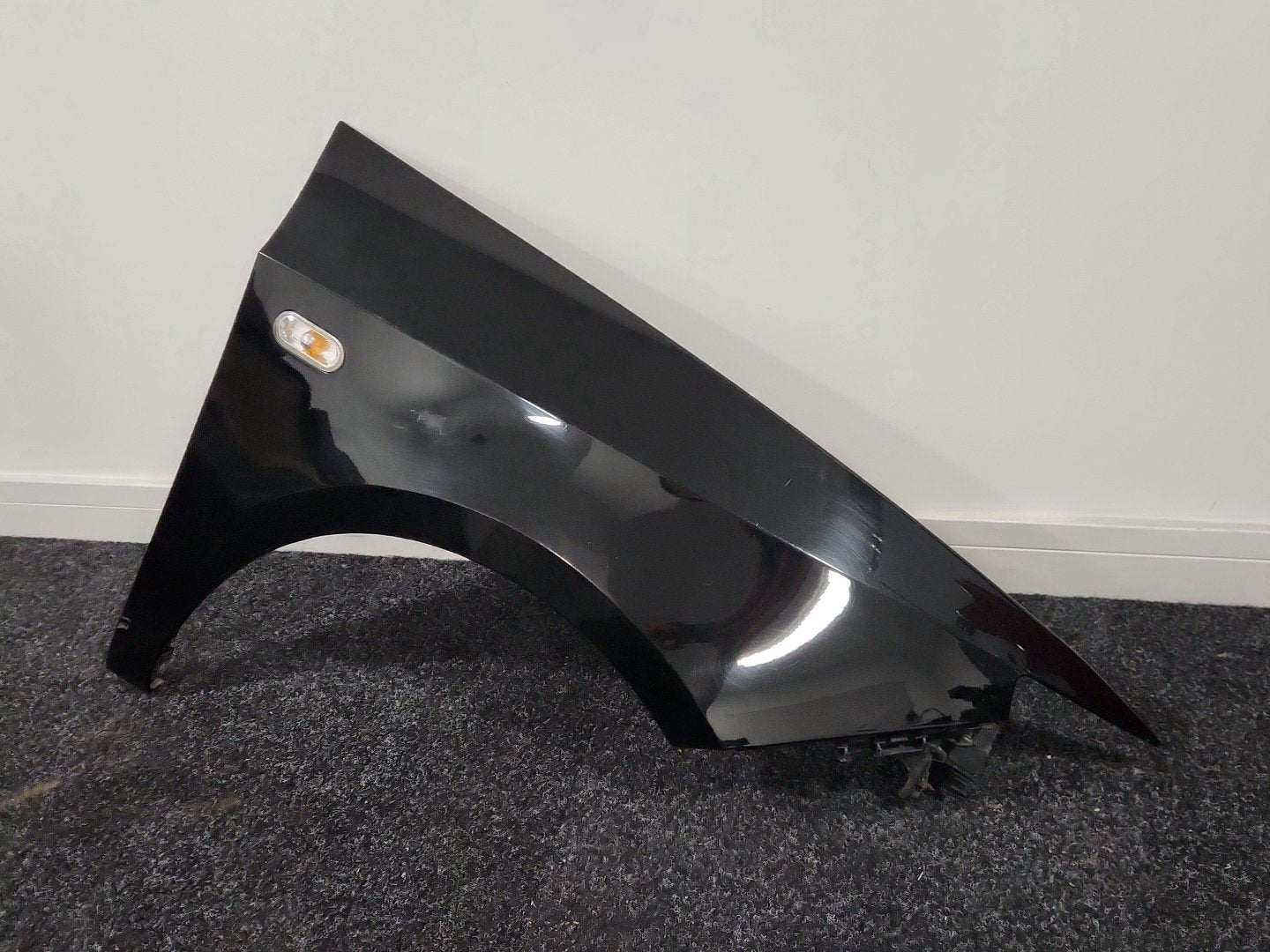 Seat Ibiza MK4 FL 6J Hatchback Front Right O/S Driver Wing Fender Panel in Black