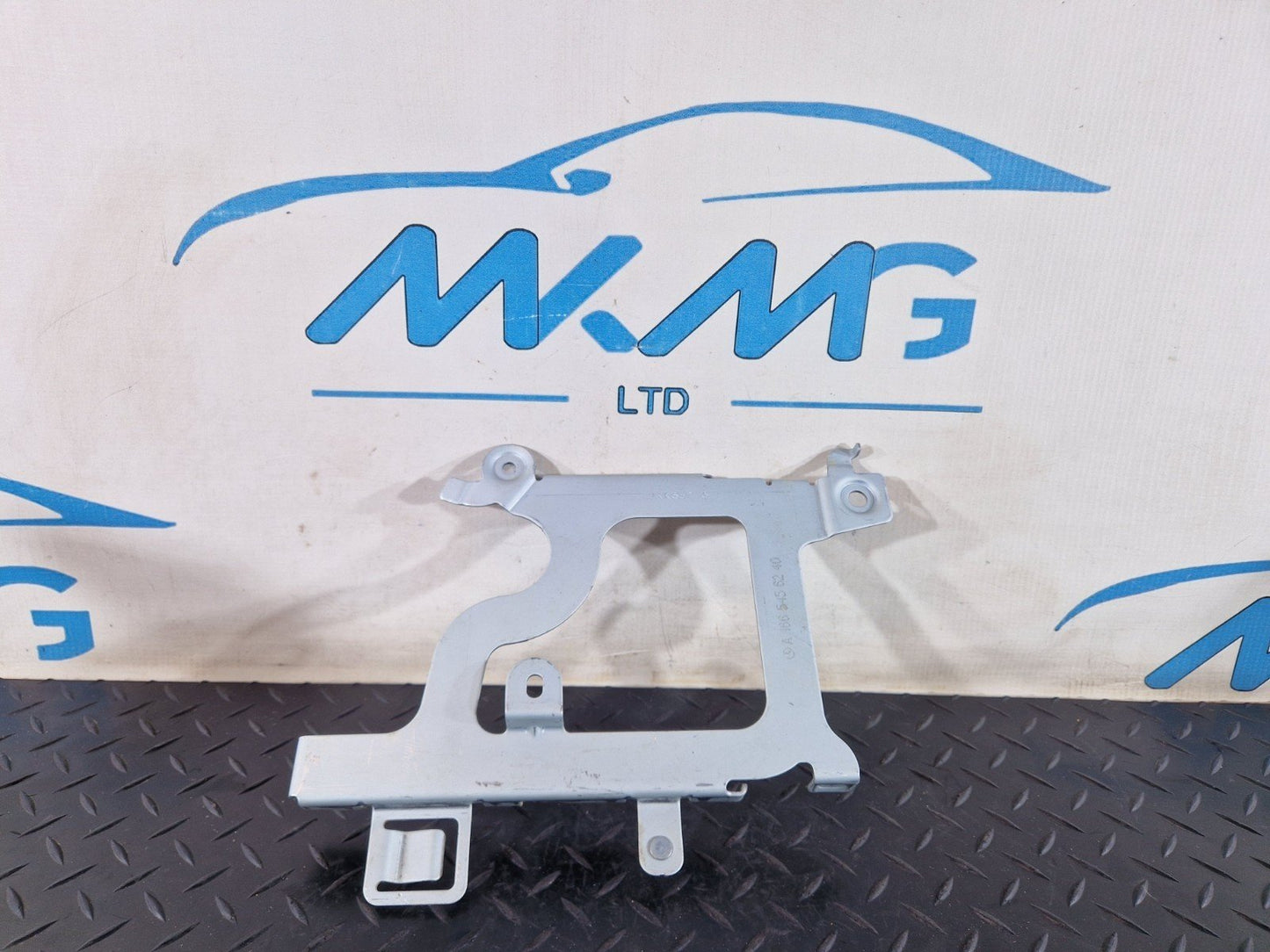 16-19 MERCEDES BENZ GLE W166 CONTROL UNIT BRACKET MOUNT HOLDER A1665456240