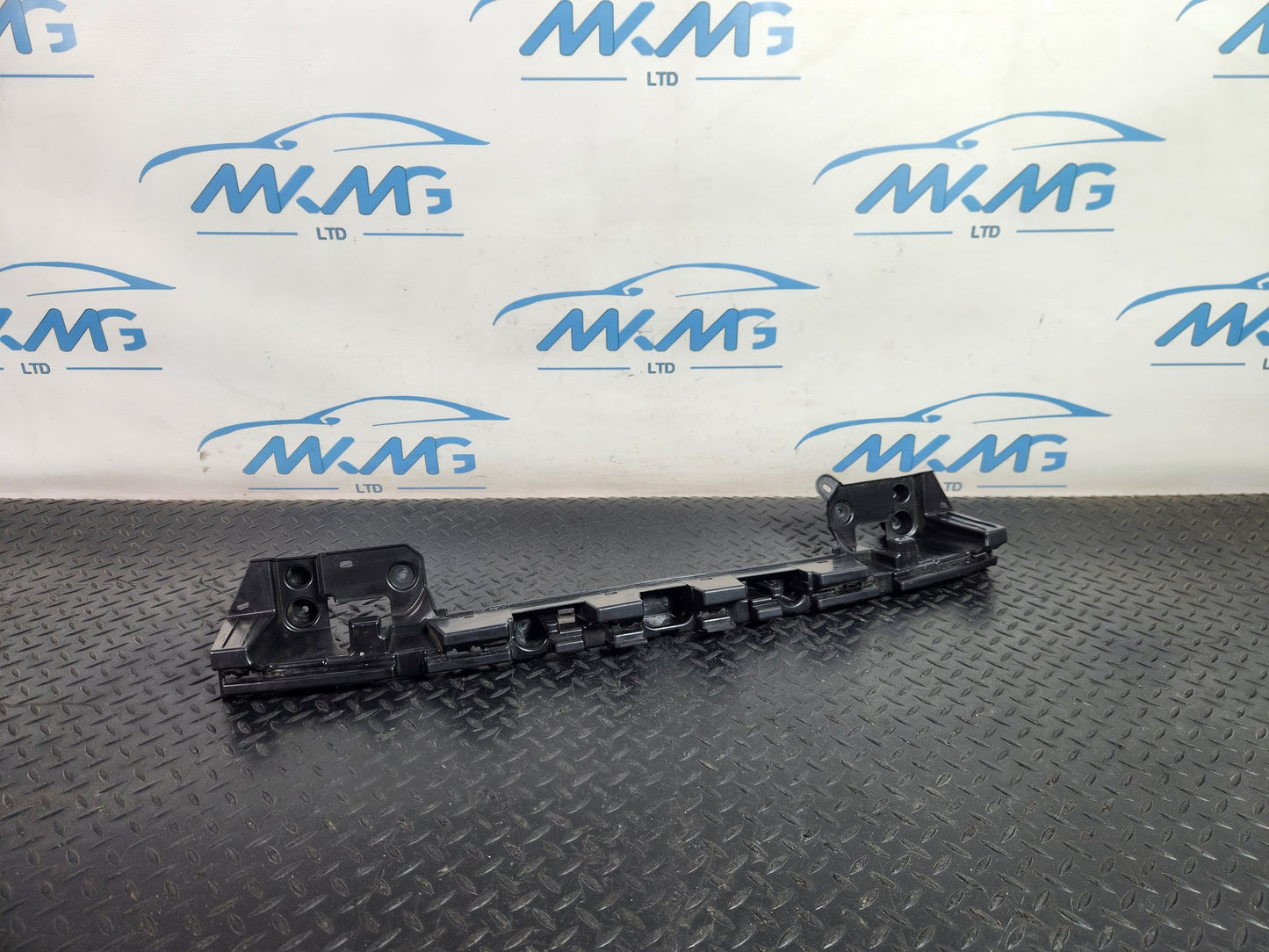 Land Rover Range Rover Evoque L551 SUV Rear Centre Bumper Bracket K8D217E855A