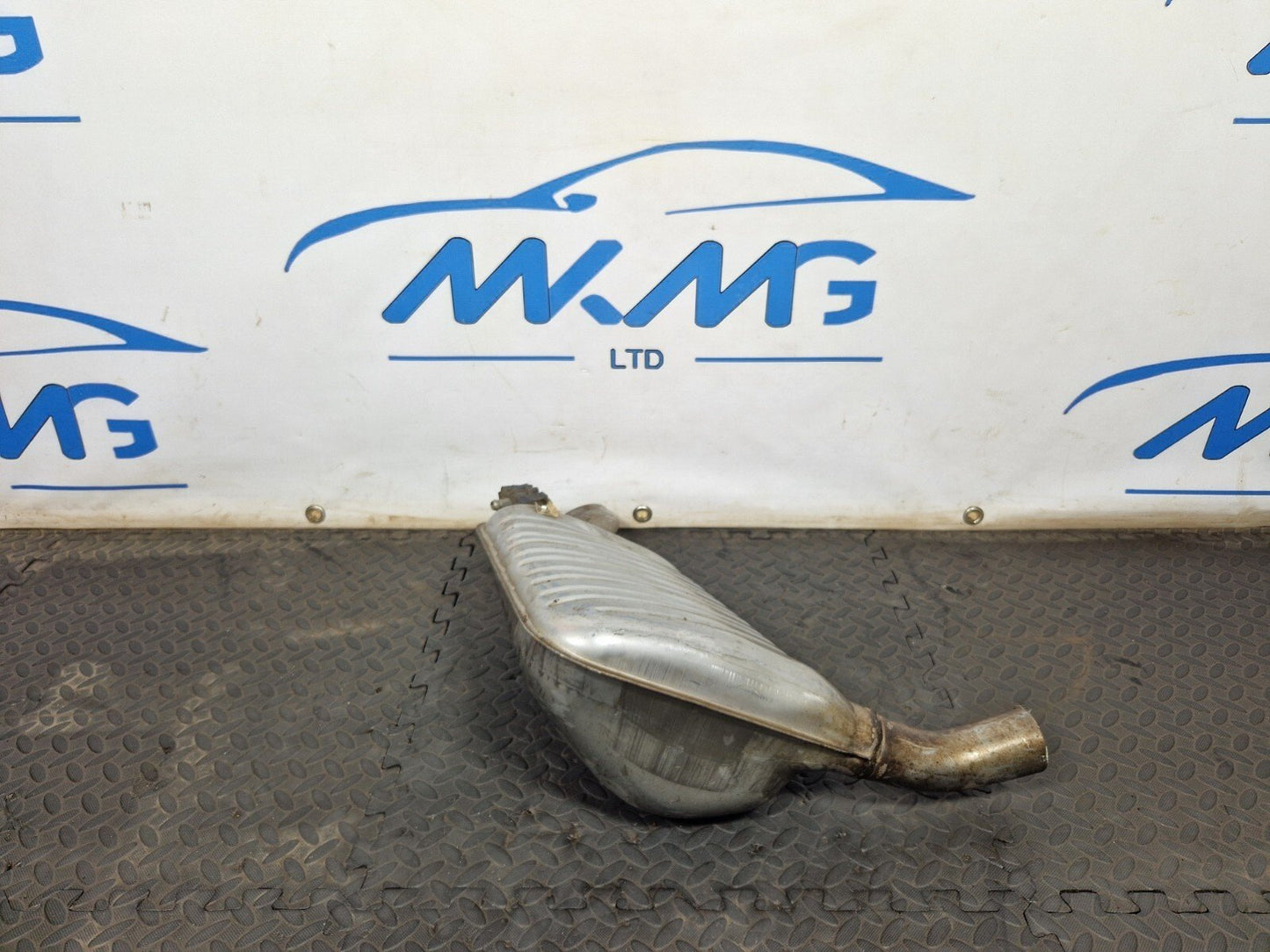 MERCEDES E CLASS W212 CLS W218 REAR EXHAUST SILENCER RIGHT A2124910100